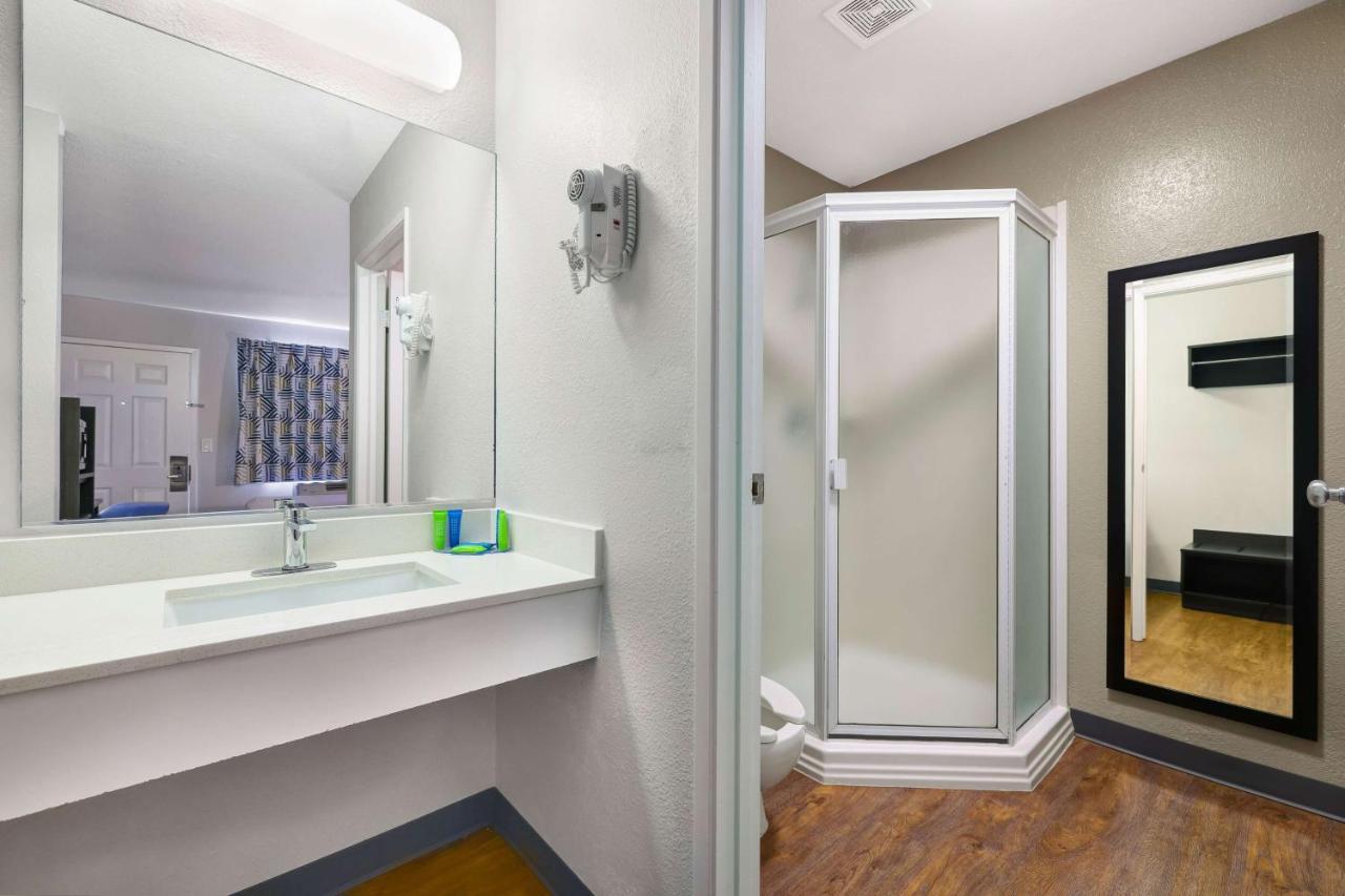 Motel 6-Kirkland, Wa - North Kirkland Ngoại thất bức ảnh
