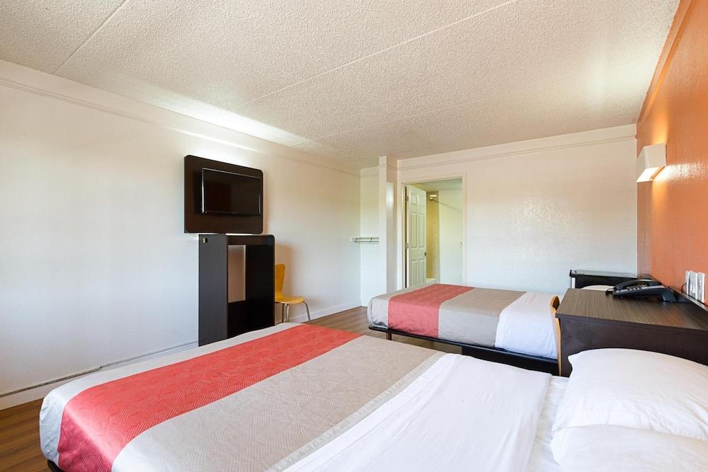 Motel 6-Kirkland, Wa - North Kirkland Ngoại thất bức ảnh